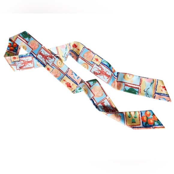 Anthropologie Accessories - Anthropologie Multicolor Seashell Print Skinny Scarf